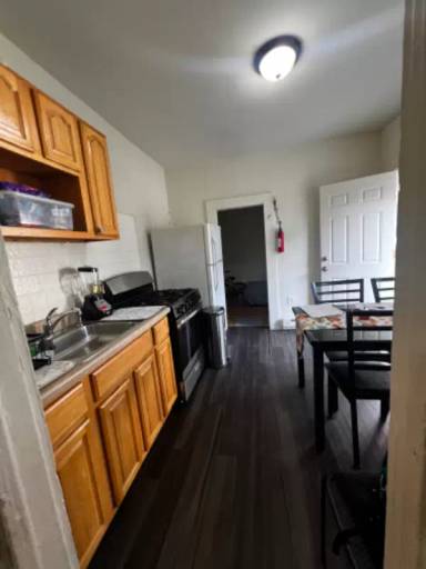 Main picture of 443 Harrison St