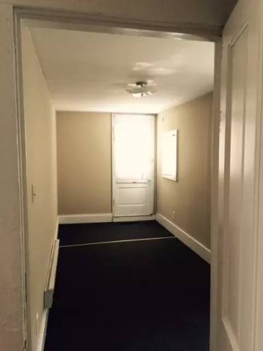 Main picture of 636 Oak St
