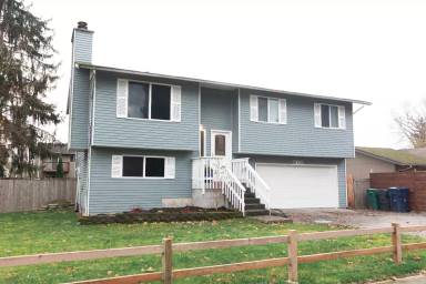 Main picture of 6326 95th St NE