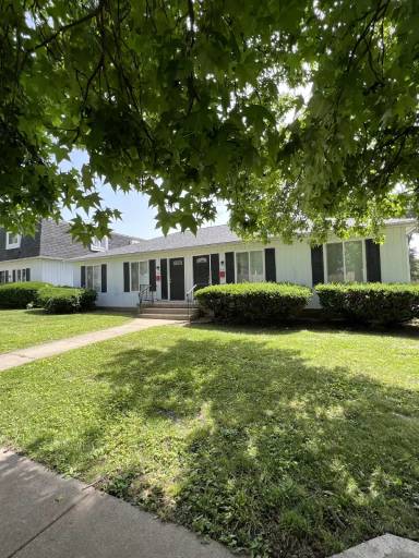 Main picture of 523 N Walnut St