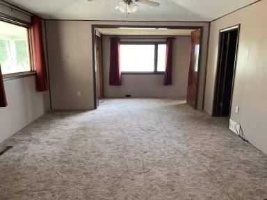 Main picture of 290 Montana Ave