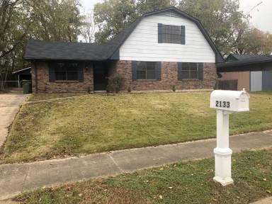 Main picture of 2133 E Aberdeen Dr