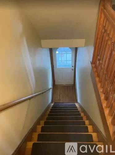 Main picture of 11 Carpenter Ave