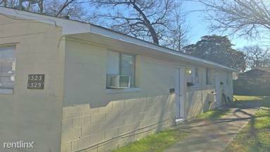 Main picture of 1305 W 42nd St