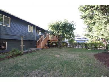 Main picture of 12810 NE 144th Way