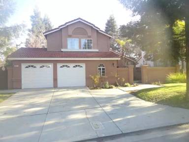 Main picture of 980 E Buckhill Rd