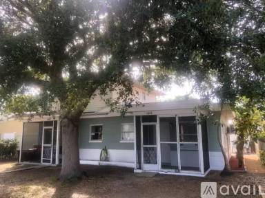 Main picture of 228 146th Ave E