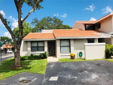 Main picture of 15031 SW 127th Pl