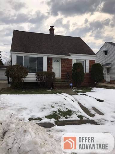 Main picture of 19504 Chickasaw Ave