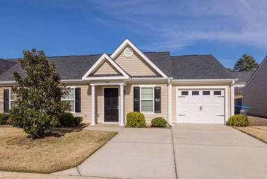 Main picture of 304 York Ln