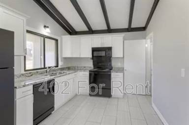 Main picture of 4907 Vinton St