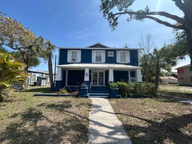 Main picture of 522 7th Ave W