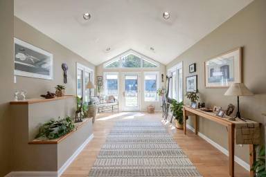 Main picture of 1504 Fox Chapel Rd