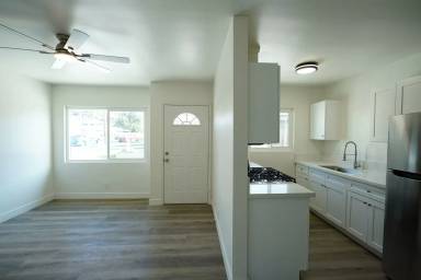 Main picture of 3447 Dwight Ave