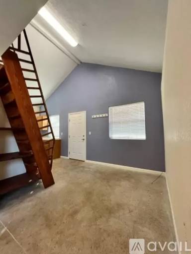Main picture of 2521 Richmond Ave