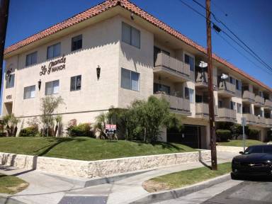 Main picture of 4705 W 152nd St
