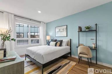 Main picture of 93 Midtown Brg St