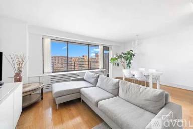 Main picture of The Vaux Condominium