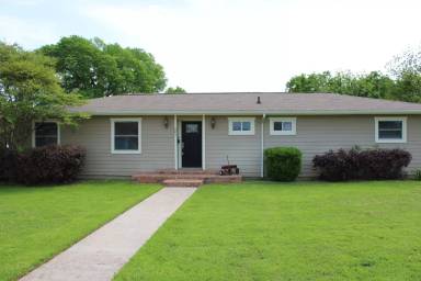 Main picture of 503 Drexel Dr