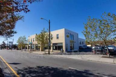 Main picture of 1400 N Arthur Ashe Blvd