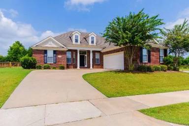 Main picture of 9500 Helmsley Cir