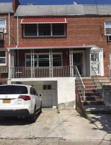 Main picture of 8525 75th St
