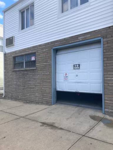 Main picture of 1846 S Broad St