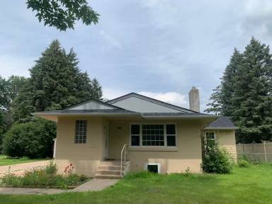 Main picture of 185 Edgewater Ave