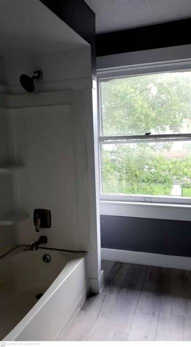 Main picture of 712 Saint Nicholas Ave