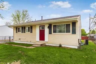 Main picture of 3883 Laguna Dr