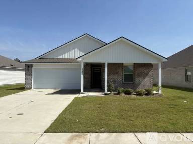 Main picture of 35487 Grovemont Dr
