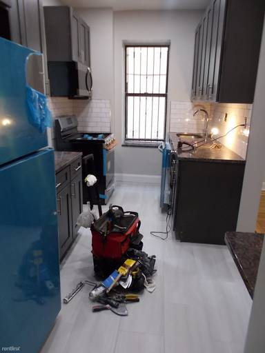 Main picture of 201 Eastern Pkwy Apartments