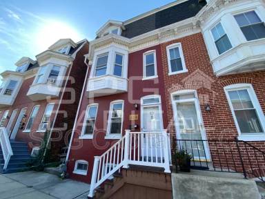 Main picture of 22 S Royal St