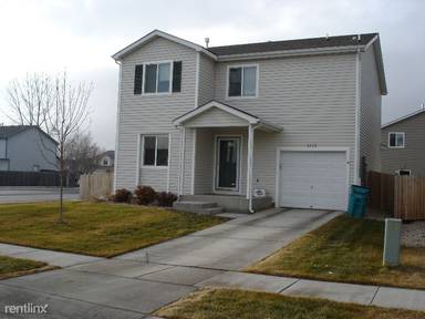 Main picture of 3333 Warren Farm Dr