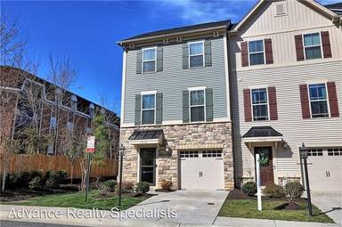 Main picture of 1912 Poplar Bud Way