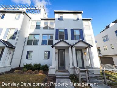 Main picture of 11281 S High Crest Ln