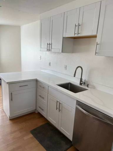 Main picture of 5030 Valley Crest Dr