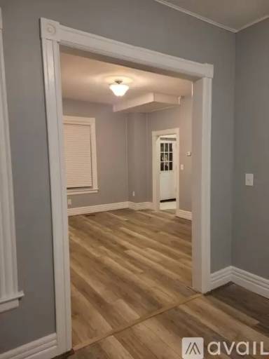 Main picture of 5 Powell Ave