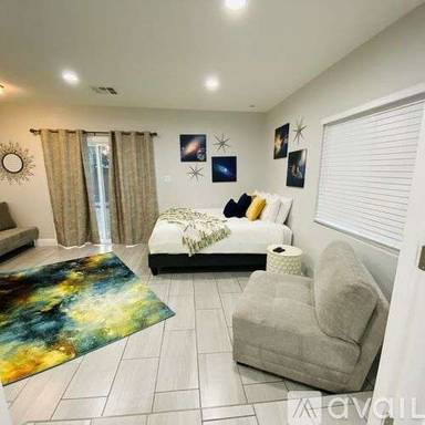 Main picture of W West Ave
