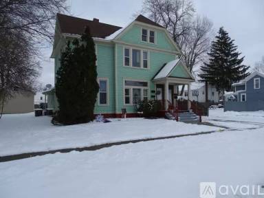 Main picture of 149 Chestnut St