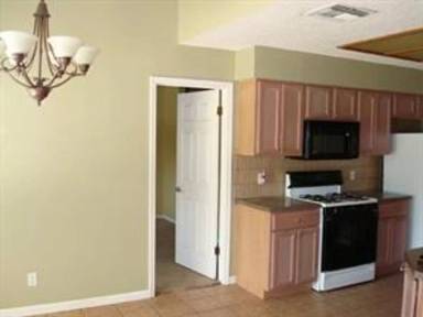 Main picture of 1906 Northwest Blvd