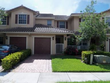 Main picture of 3178 Fairway Cir