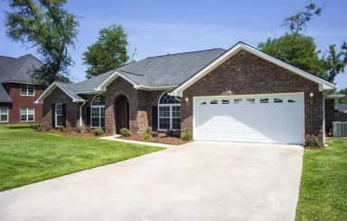 Main picture of 137 Medway Dr