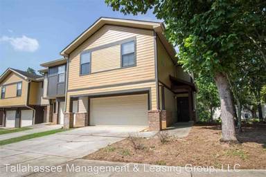 Main picture of 2306 Timber Oaks Ln