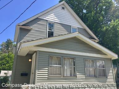 Main picture of 446 Barth Ave SE
