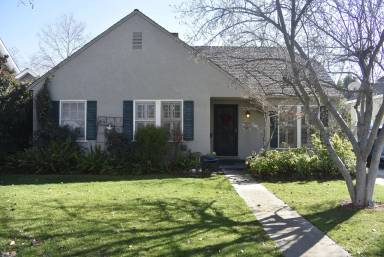 Main picture of 553 36th St
