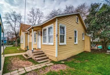 Main picture of 1011 Lombrano St