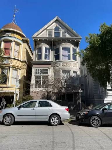 Main picture of 216 Clayton St