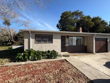 Main picture of 16922 Harvard Ave