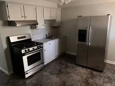 Main picture of 2726 E 77th St
